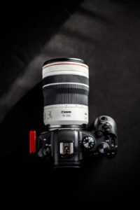 Canon RF 70-135mm f/2L IS・RF 200-400mm f/4L IS・RF 180-600mm f/6.3L ISの特許を出願