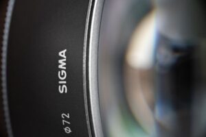SIGMA APS-C用50-120mm F2.8ズームレンズが10月8日に発表されるとの情報