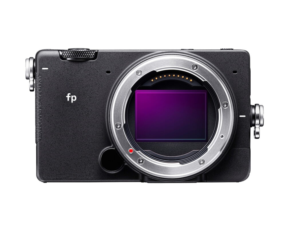 SIGMA fp II 内部RAW記録とEVFを備えるLマウントのシネマ機が10月24日か11月に発表との噂